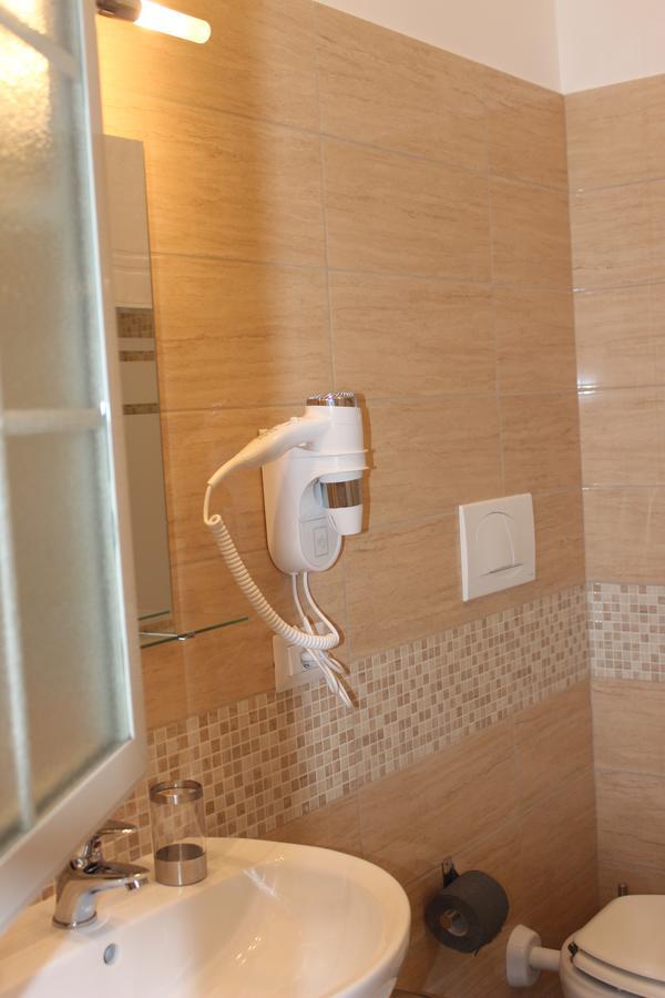 רומא Vmh Vatican Modern House מראה חיצוני תמונה